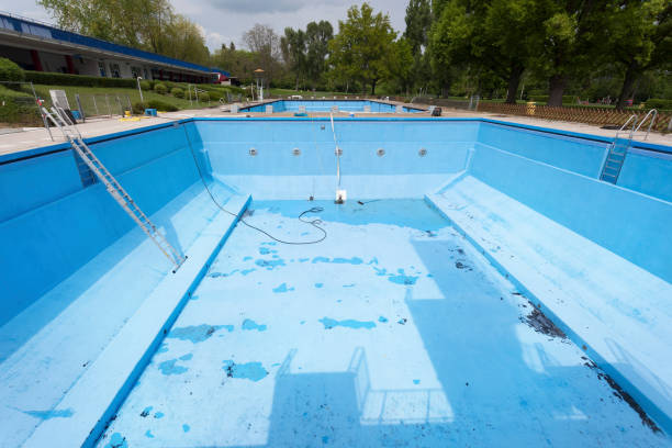 Best Emergency water damage restoration  in Santa Venetia, CA