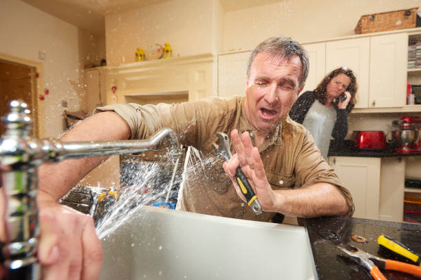 Best Water damage contractors near me  in Santa Venetia, CA